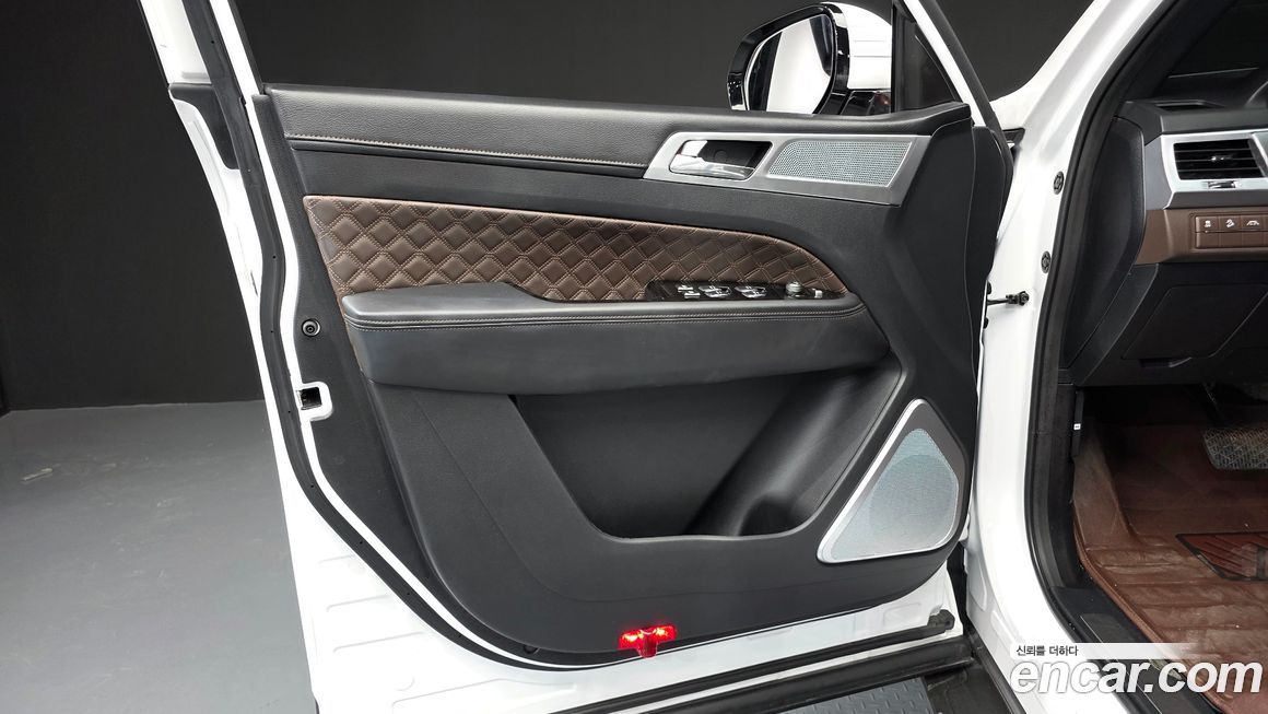 KG_Mobility_Ssangyong Rexton 2023