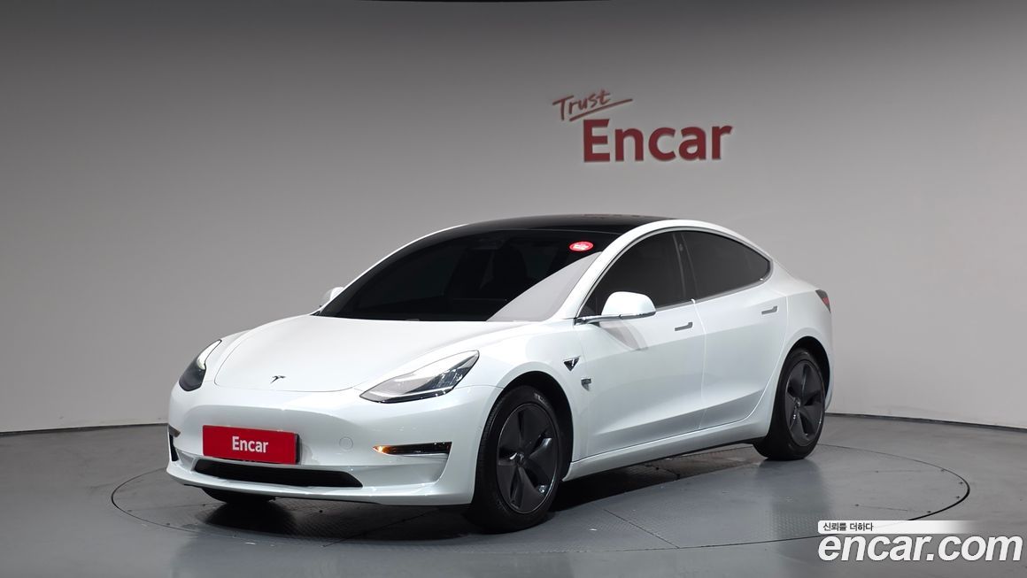 Tesla Model 3 2020