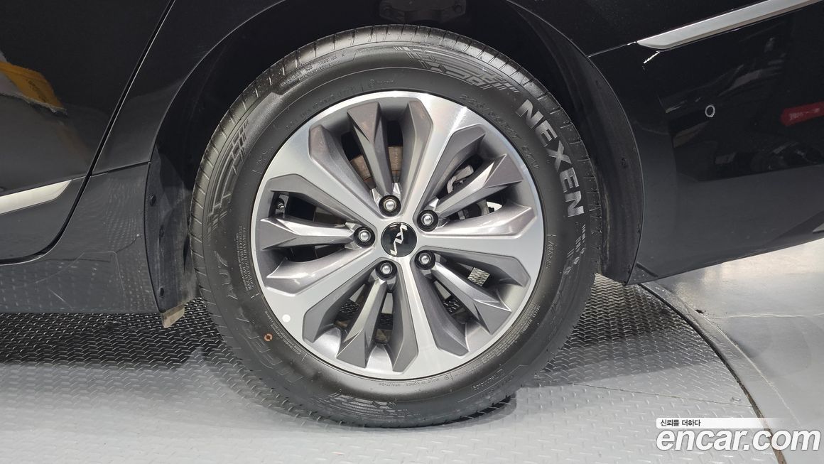 Kia K8 2024