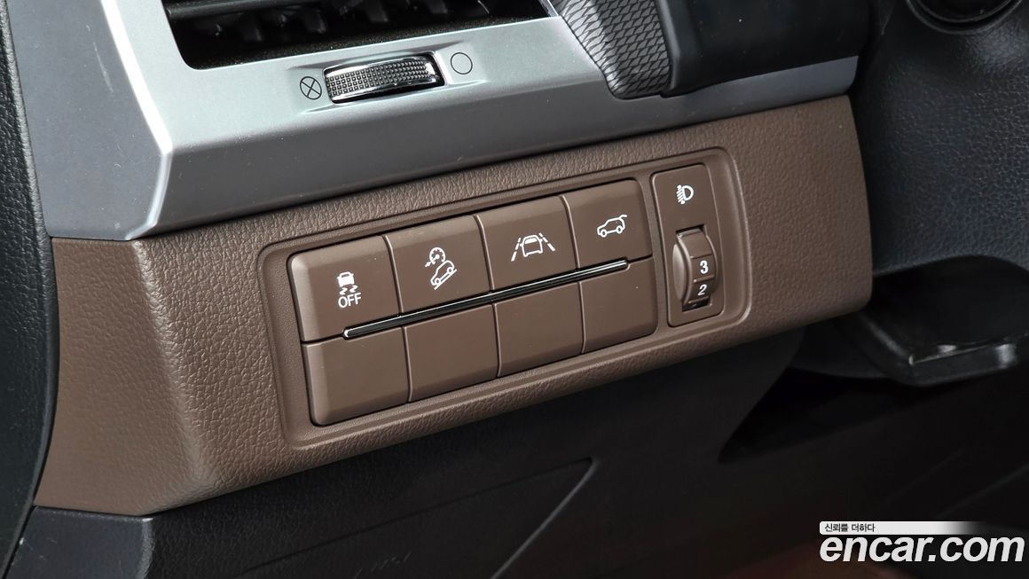 KG_Mobility_Ssangyong Rexton 2023
