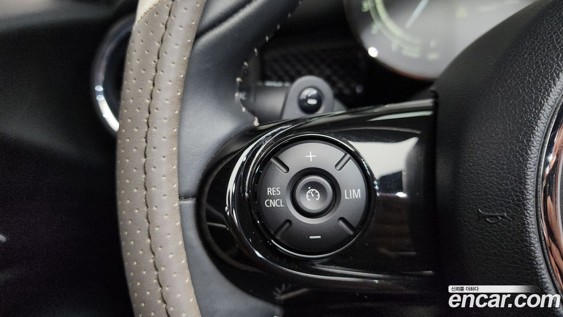Mini Cooper Convertible 2021