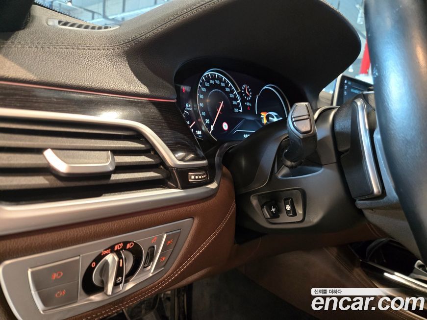 BMW 7-Series 2018