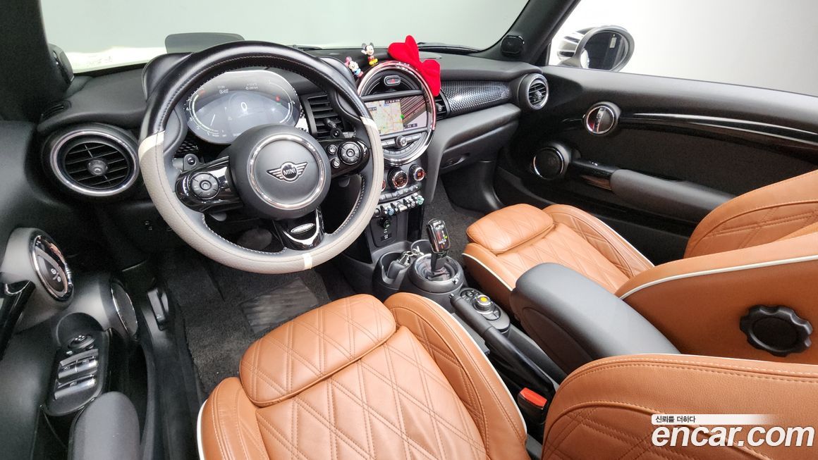 Mini Cooper Convertible 2021