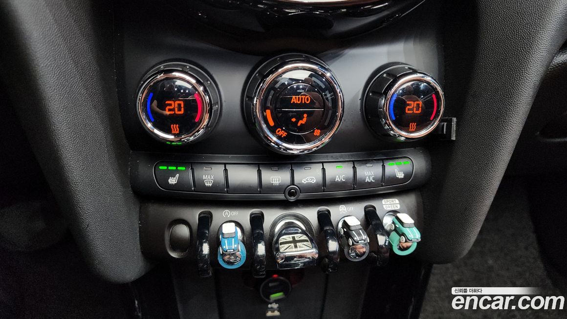 Mini Cooper Convertible 2021