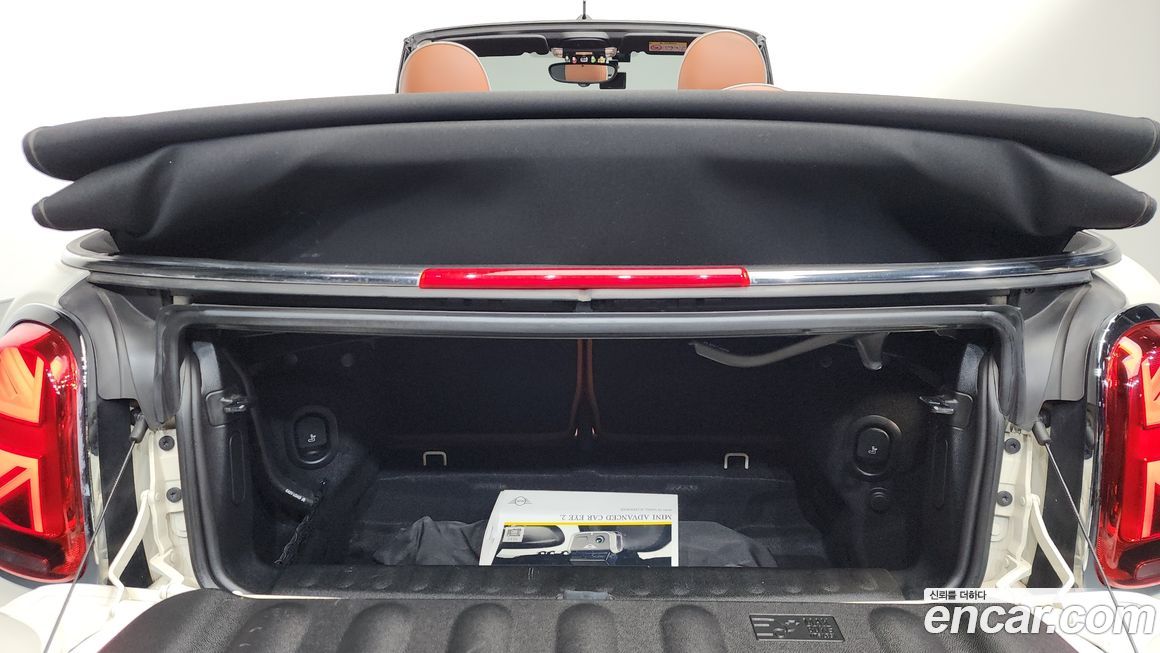 Mini Cooper Convertible 2021