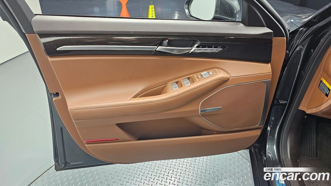 Genesis G90 2019