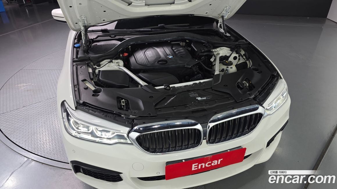 BMW 5-Series 2018