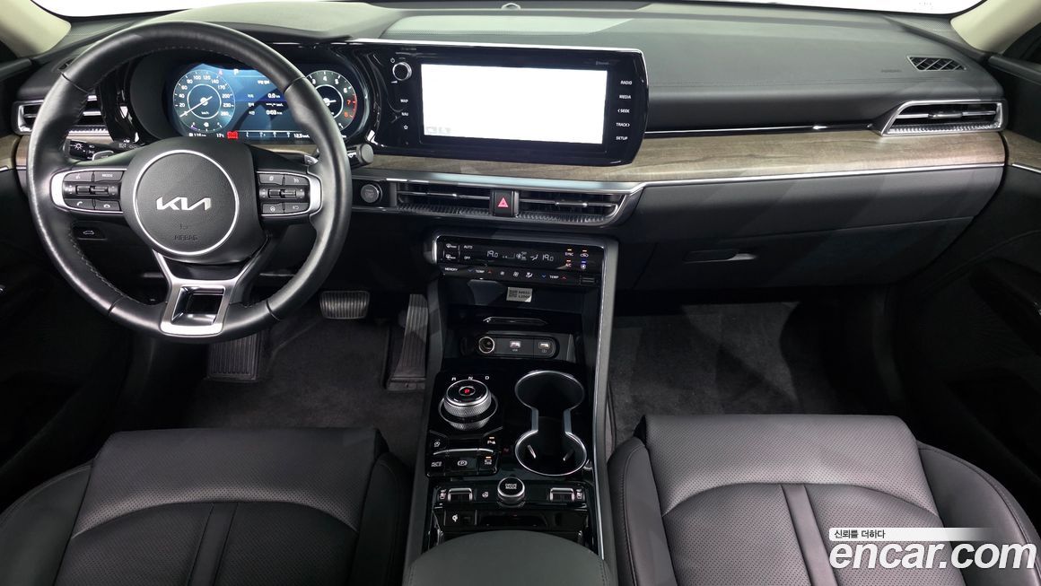 Kia K5 2023