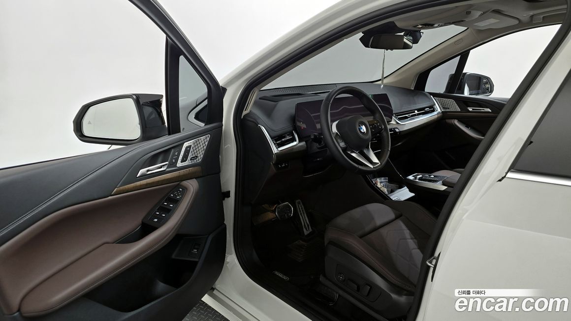 BMW 2-Series 2025
