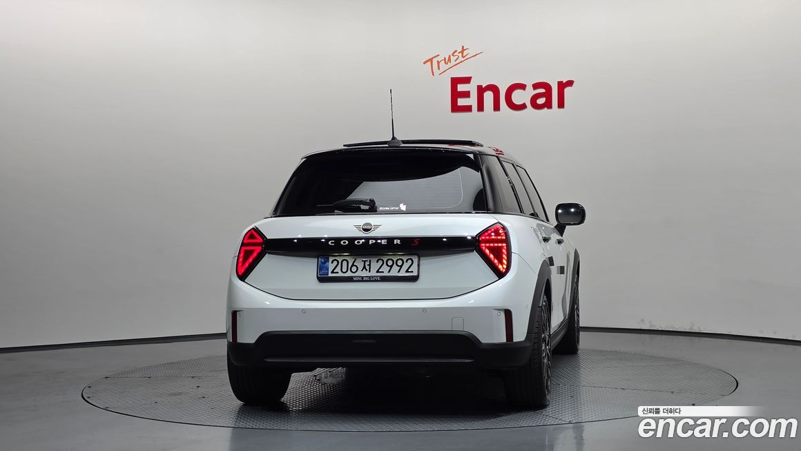 Mini Cooper 2025