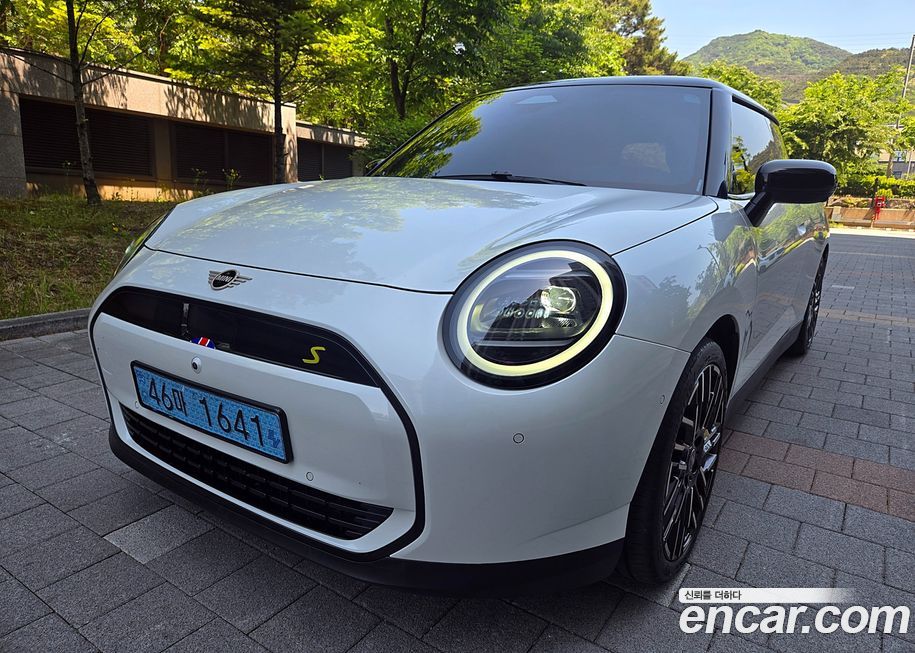 Mini Cooper 2024