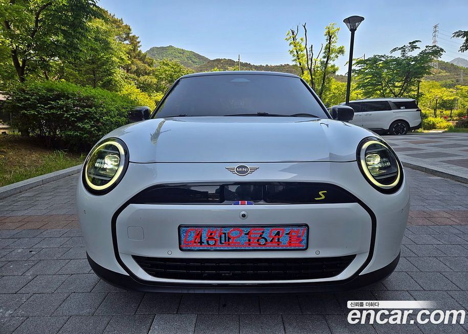 Mini Cooper 2024