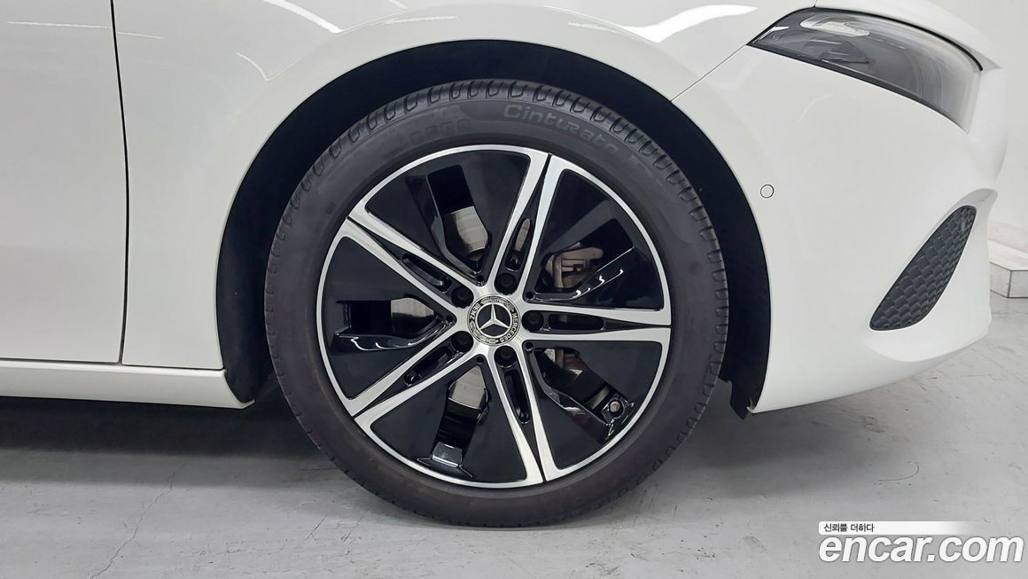 Mercedes-Benz A-Class 2024