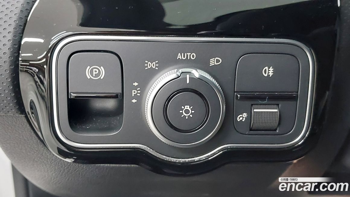 Mercedes-Benz A-Class 2024