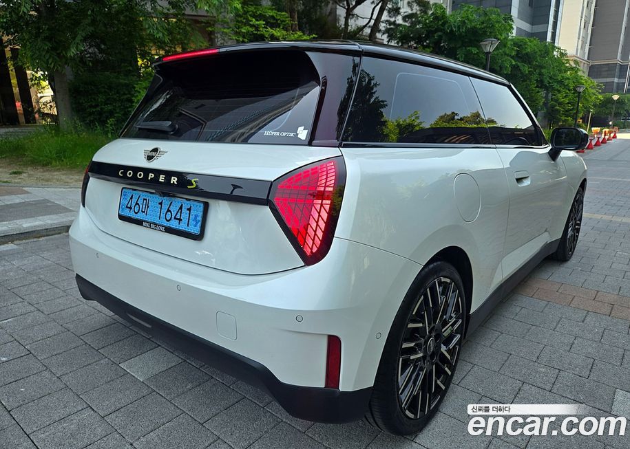 Mini Cooper 2024