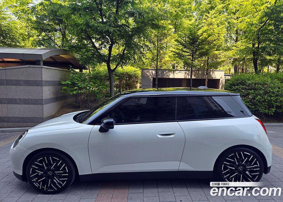Mini Cooper 2024