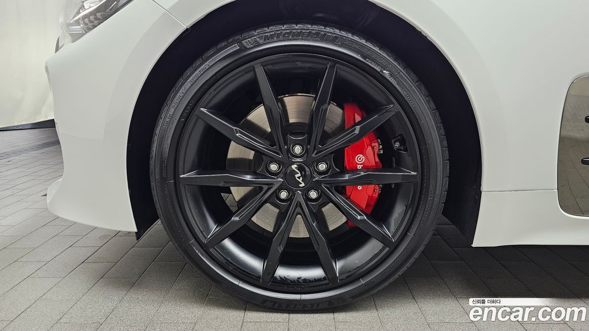 Kia Stinger 2023
