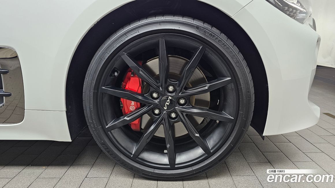 Kia Stinger 2023