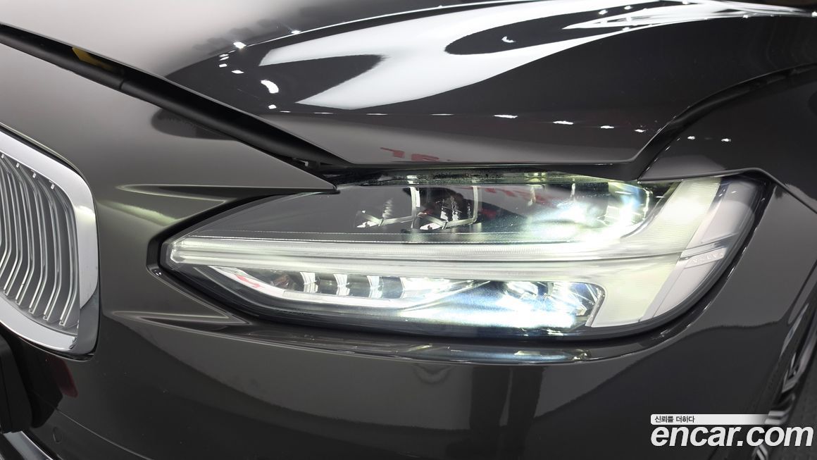 Volvo S90 2022