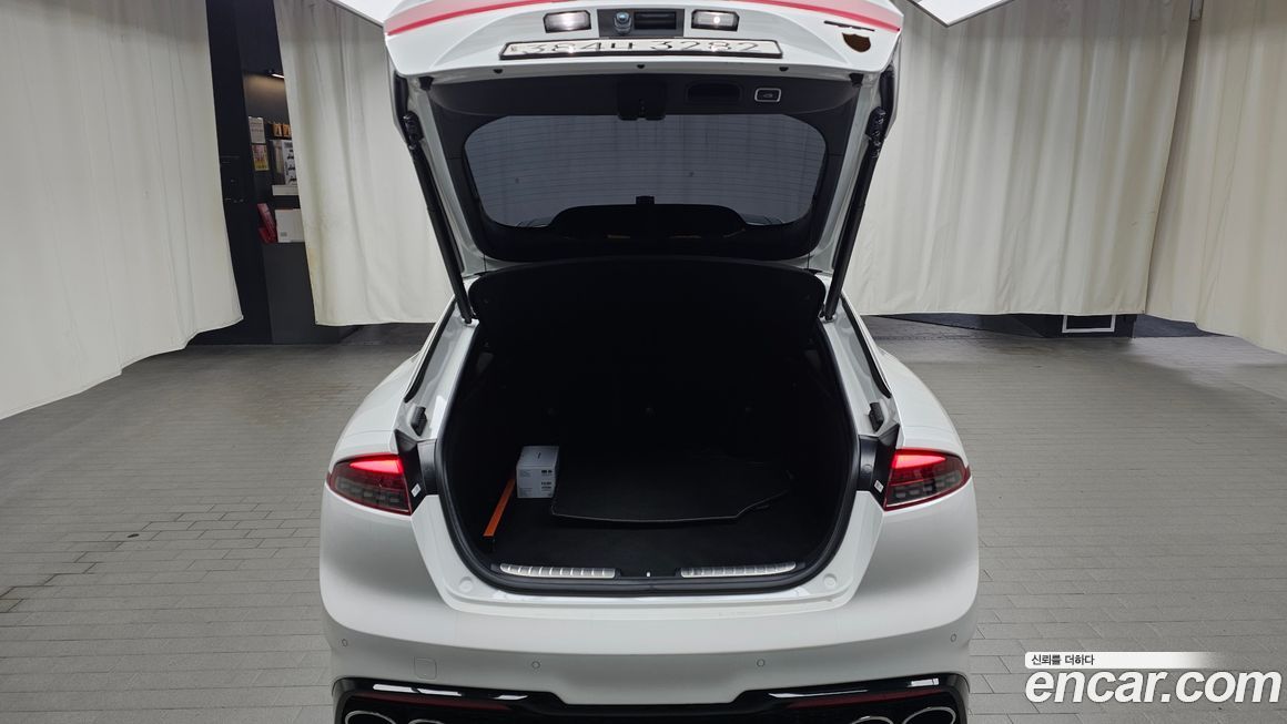 Kia Stinger 2023