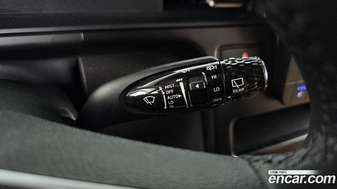 Hyundai Staria 2025