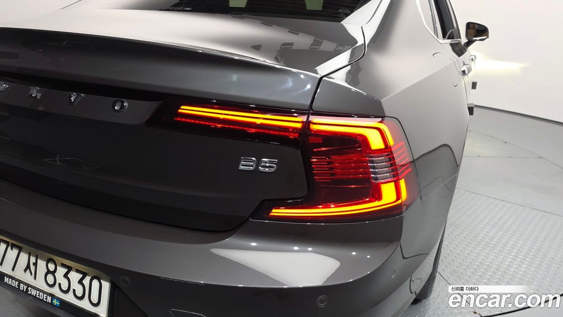 Volvo S90 2022
