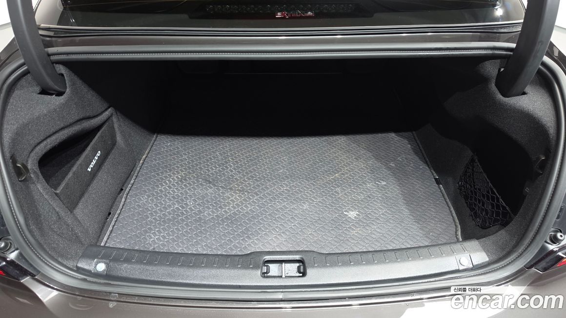 Volvo S90 2022