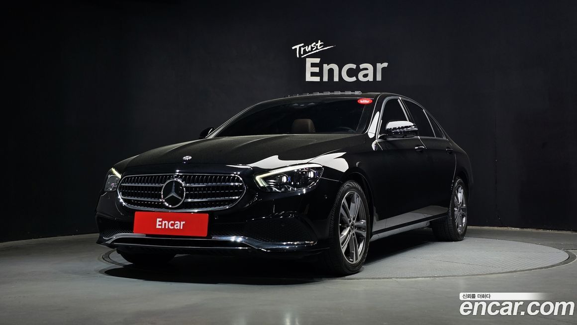 Mercedes-Benz E-Class 2021