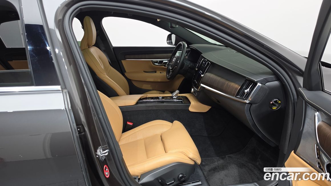 Volvo S90 2022
