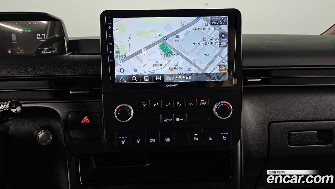 Hyundai Staria 2025