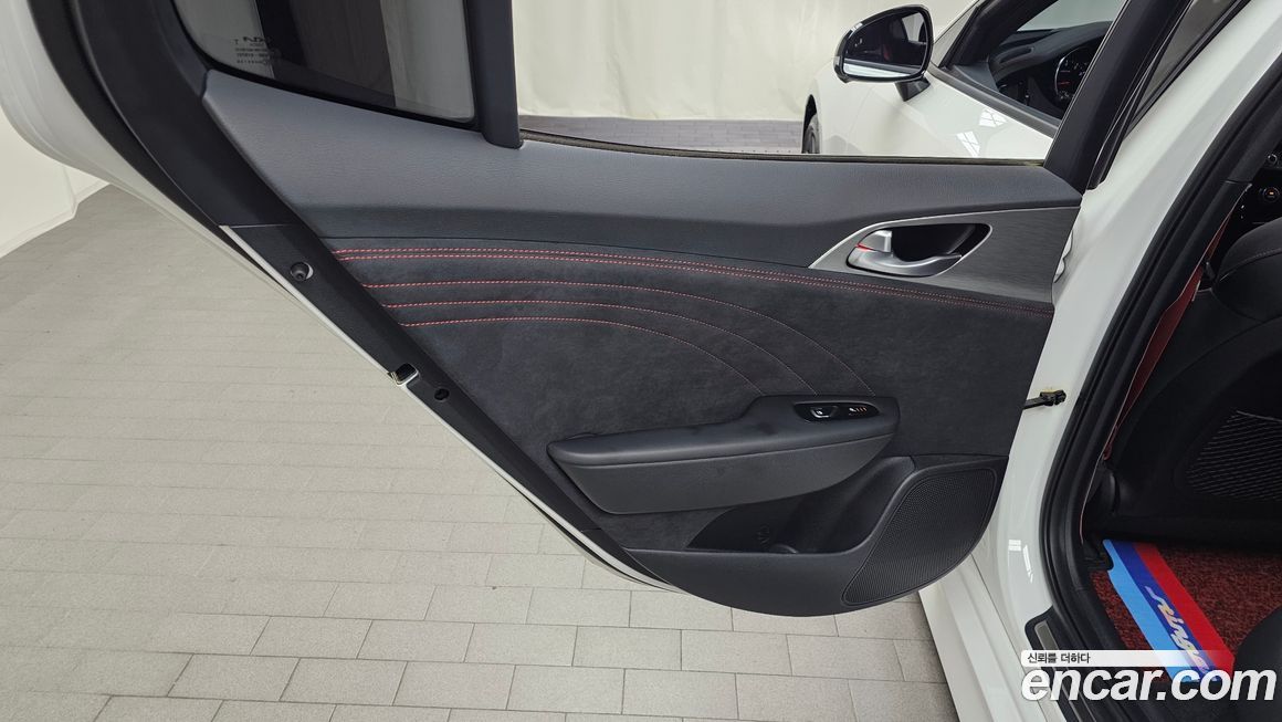 Kia Stinger 2023