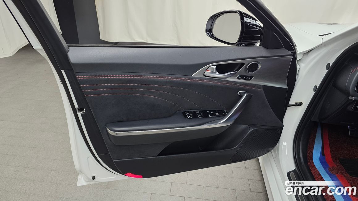 Kia Stinger 2023