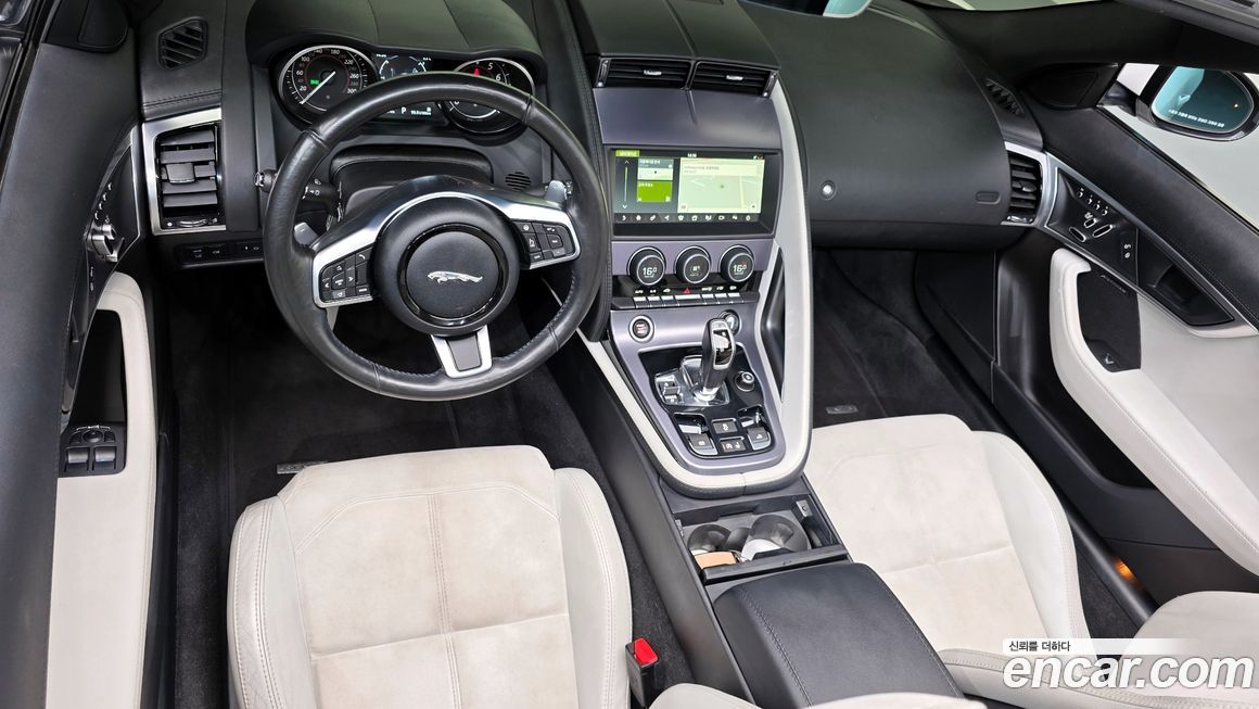 Jaguar F-TYPE 2019