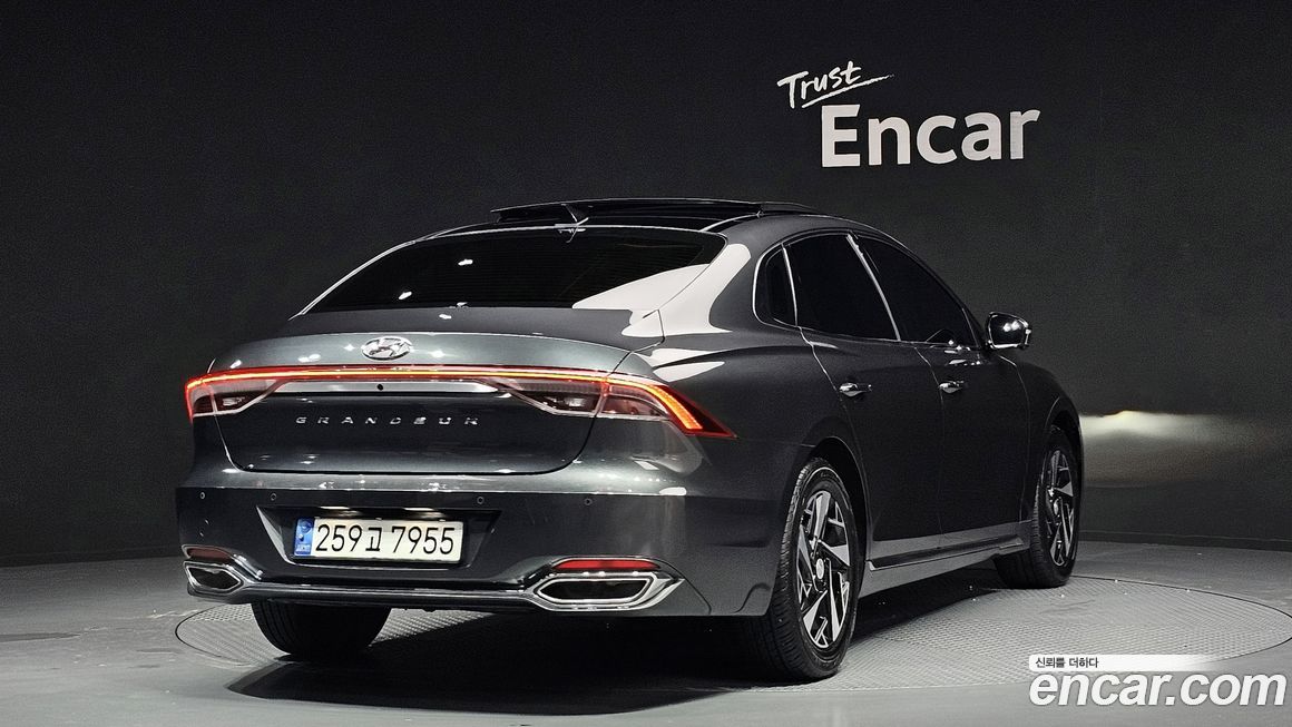 Hyundai Grandeur 2022