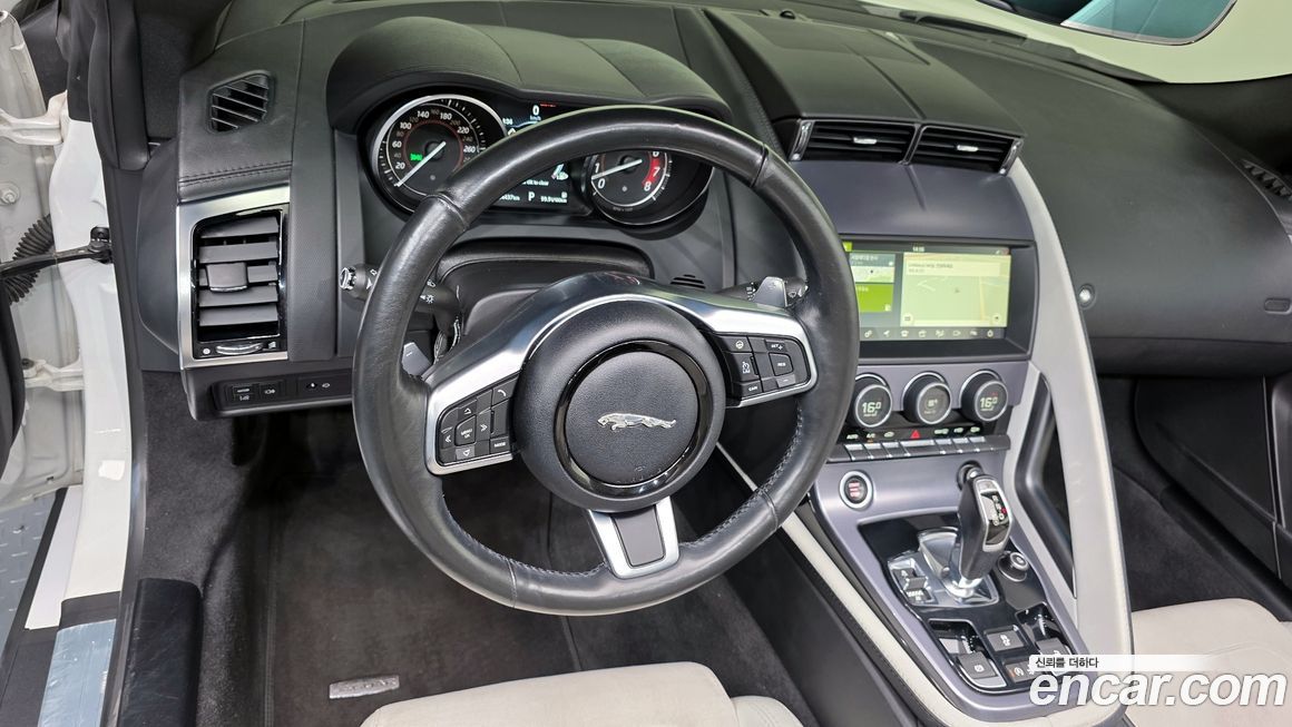 Jaguar F-TYPE 2019