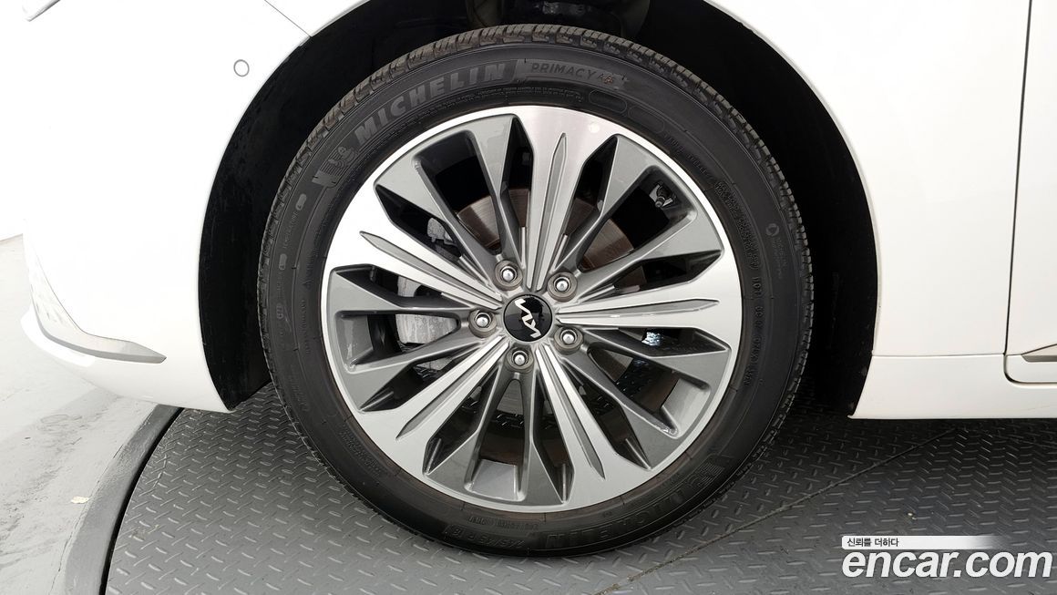 Kia K8 2024