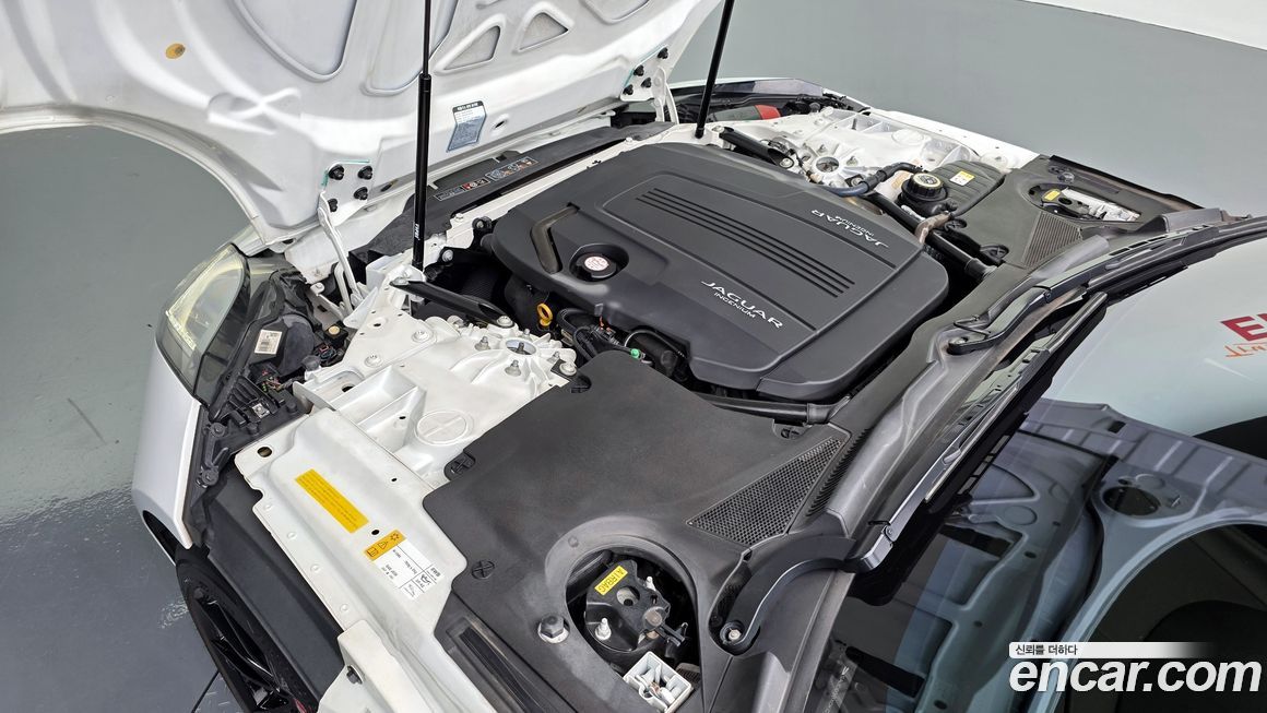Jaguar F-TYPE 2019