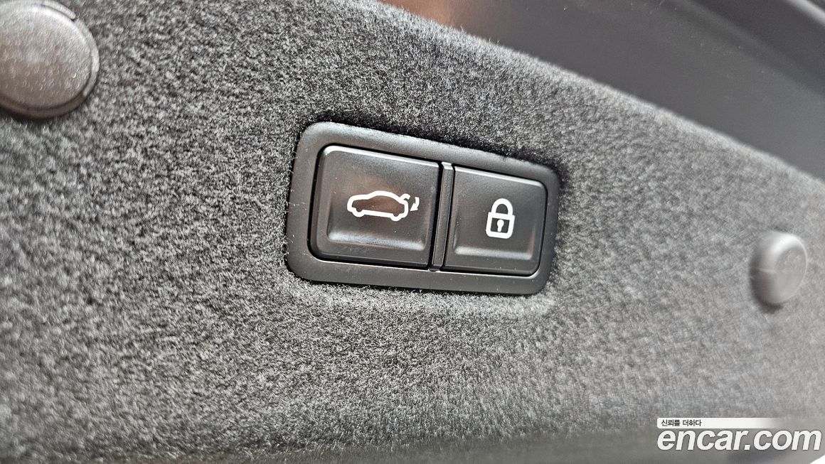 Kia K8 2025