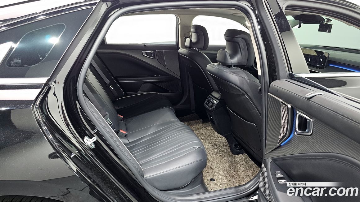 Kia K8 2025