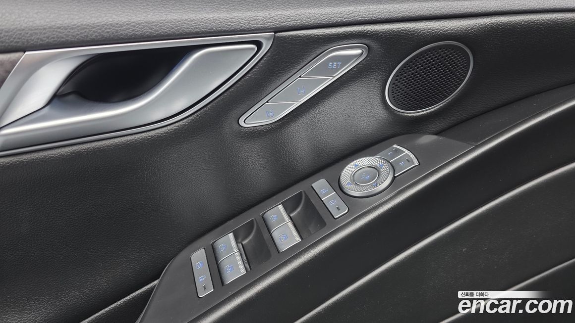 Genesis G80 2021