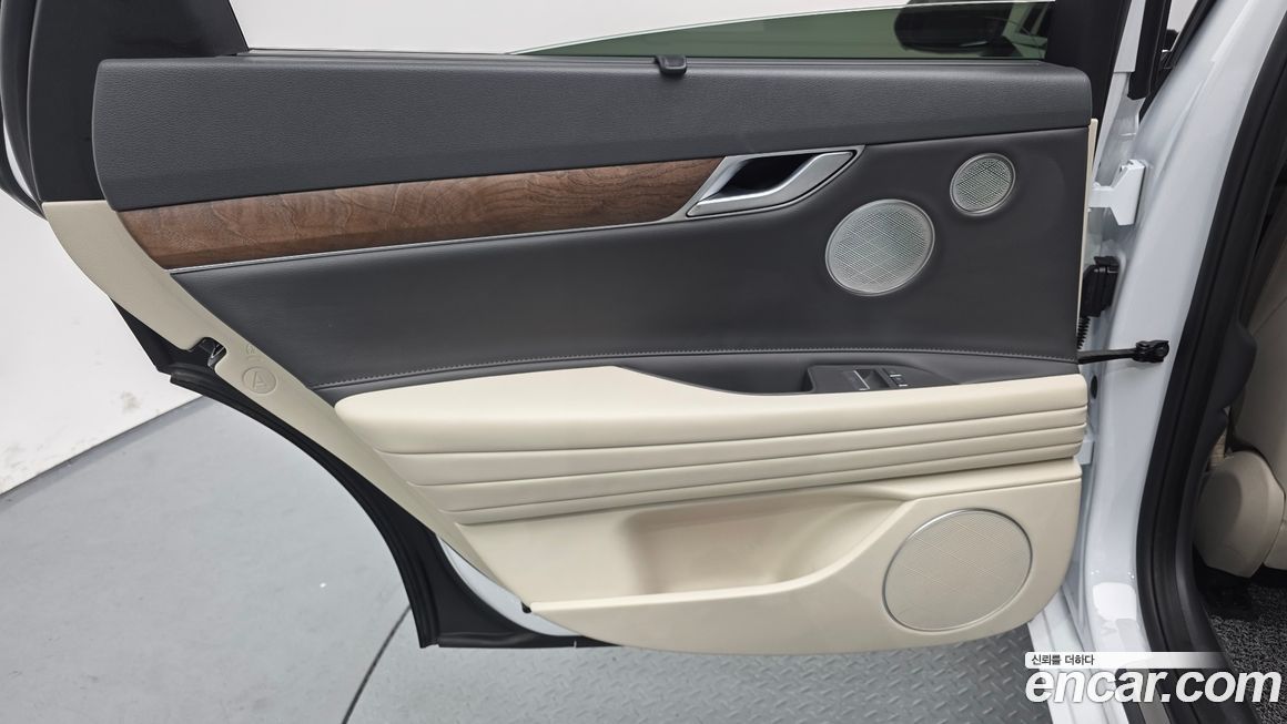 Genesis G80 2023