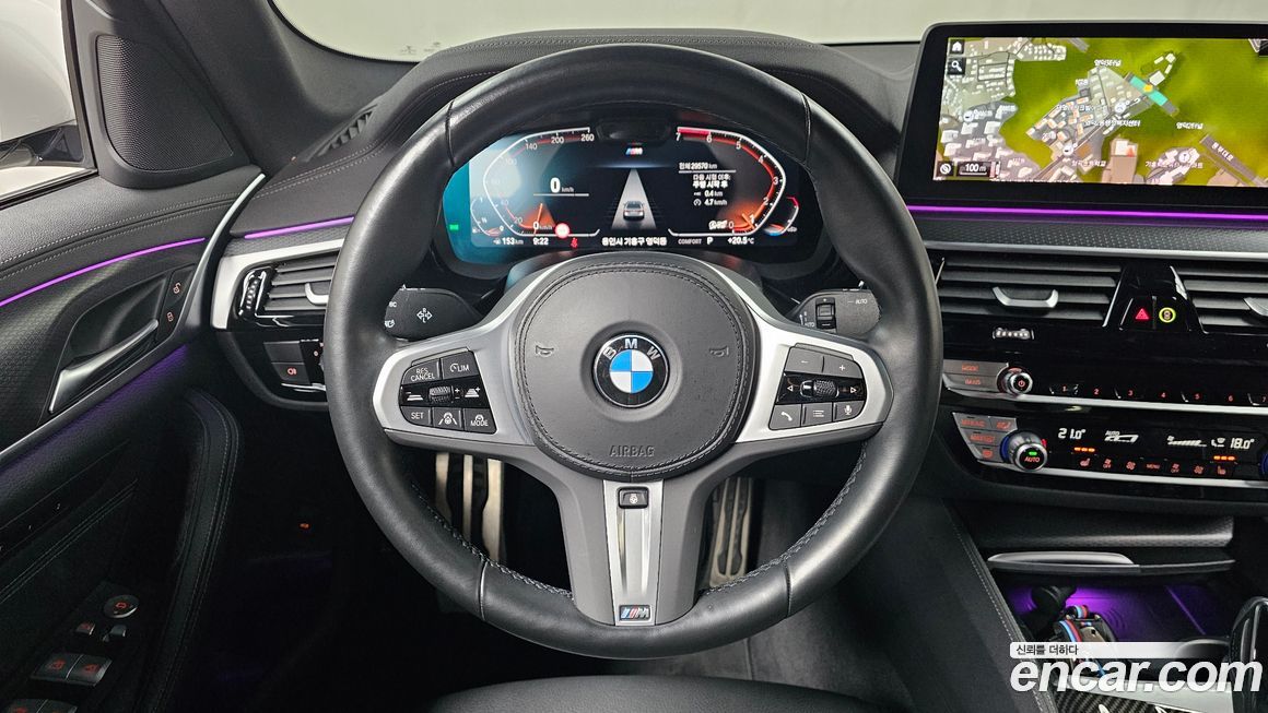 BMW 5-Series 2023