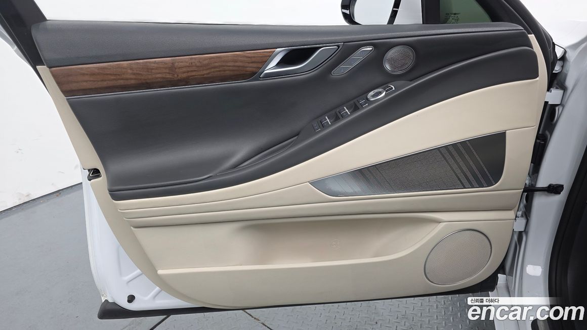 Genesis G80 2023