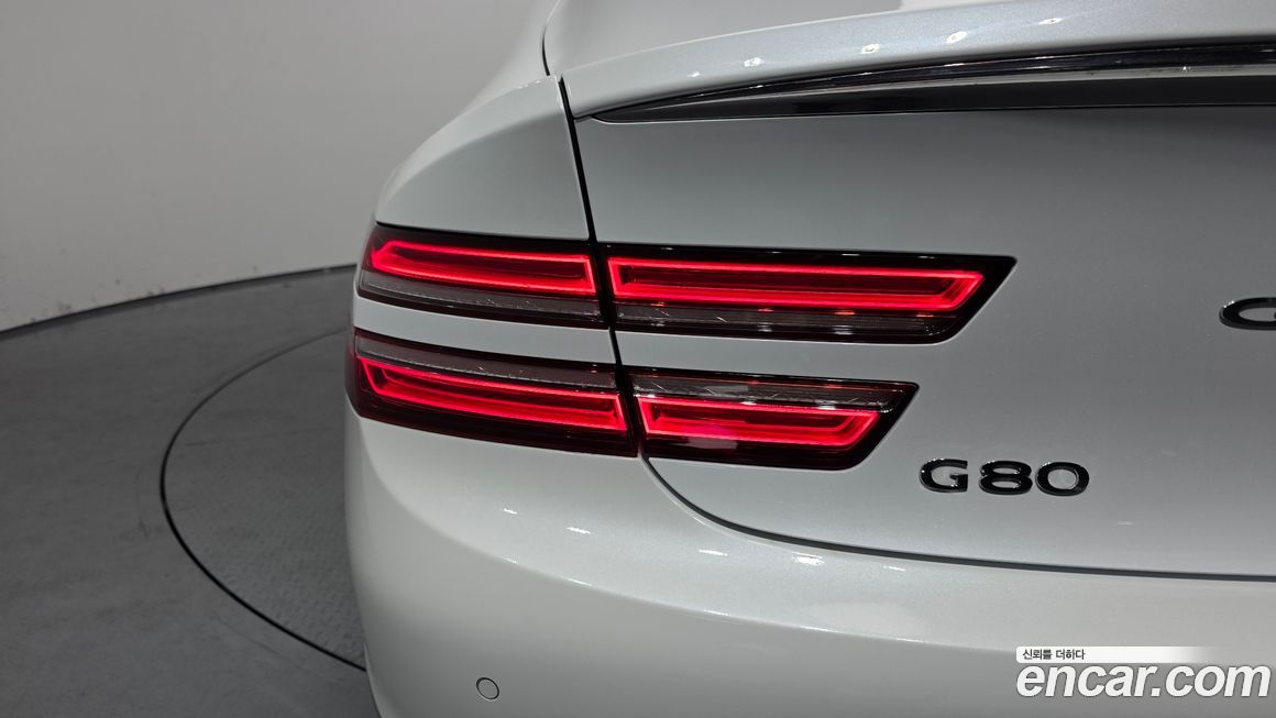 Genesis G80 2023