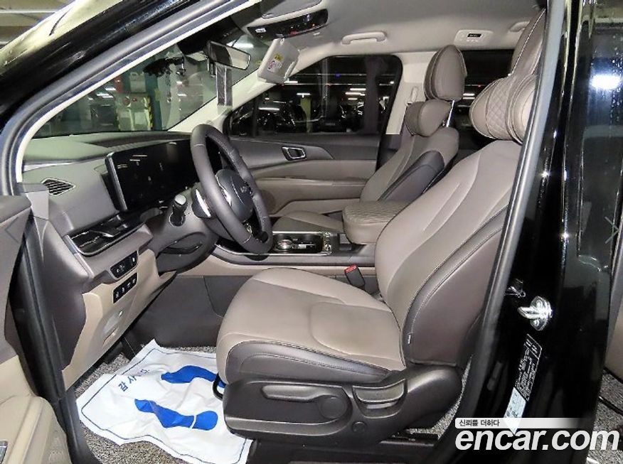 Kia Canival 2024