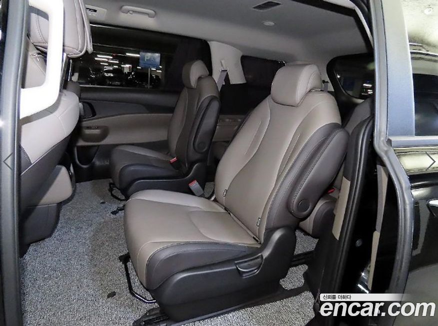 Kia Canival 2024