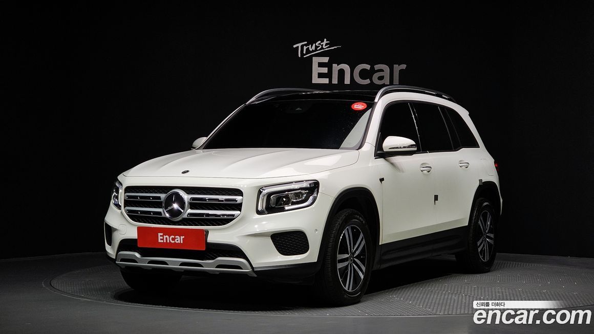 Mercedes-Benz GLB-Class 2021