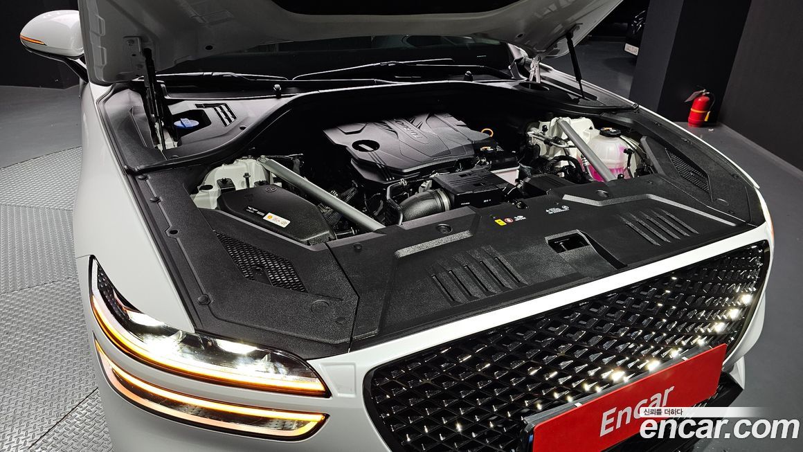 Genesis GV70 2023