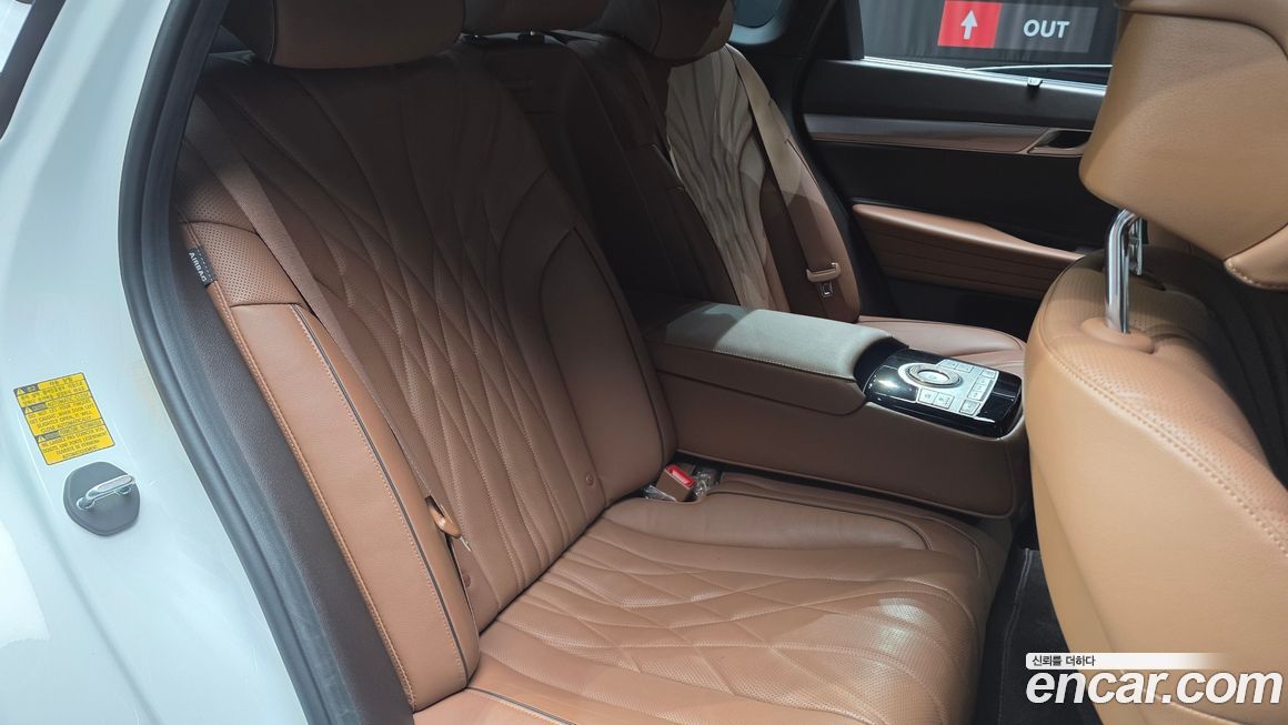 Genesis G80 2021
