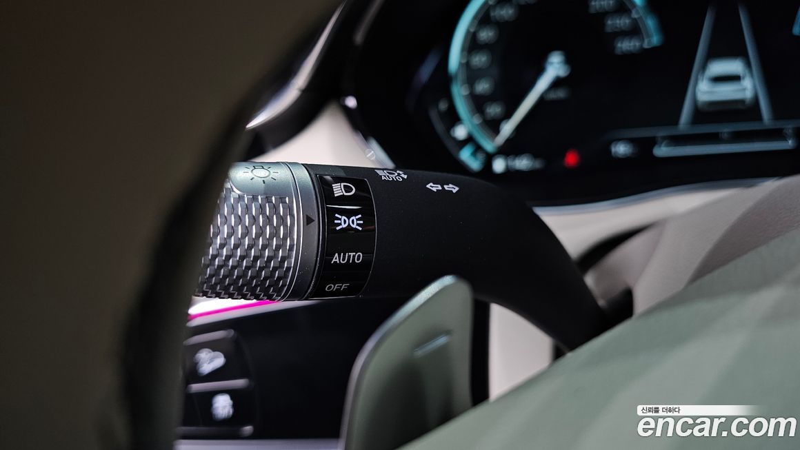 Genesis GV70 2023